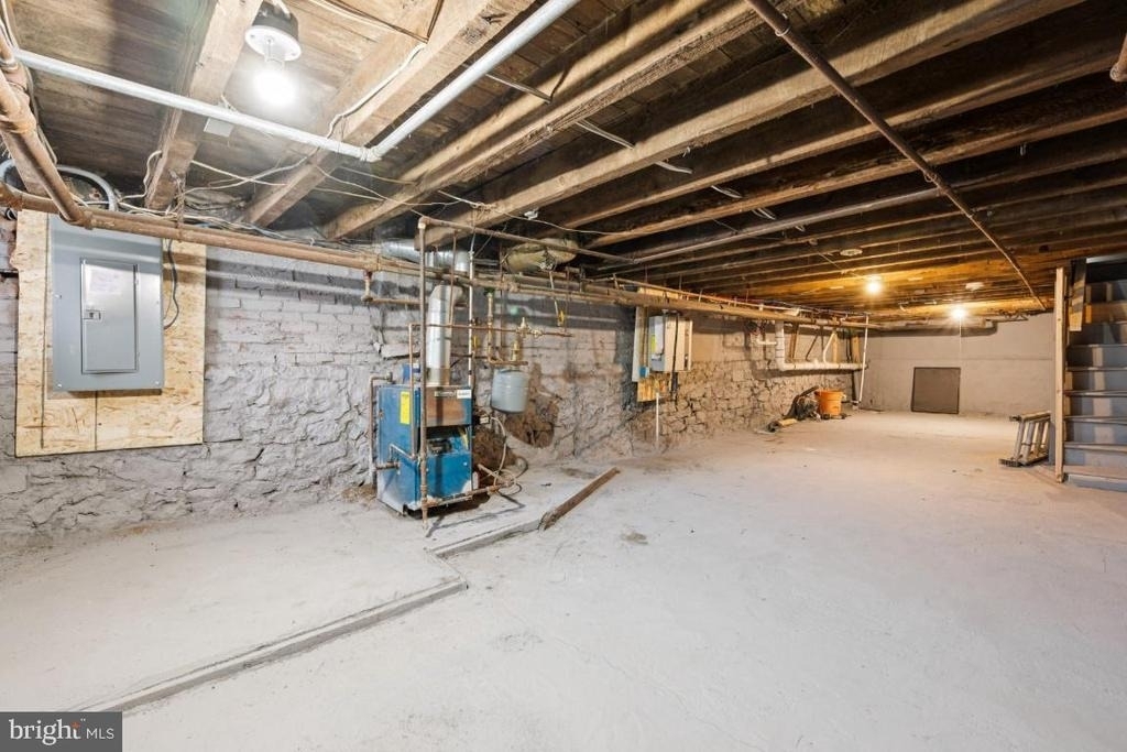 718 Spruce Street - Photo 14