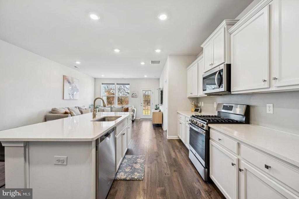 65 Morley Boulevard - Photo 8