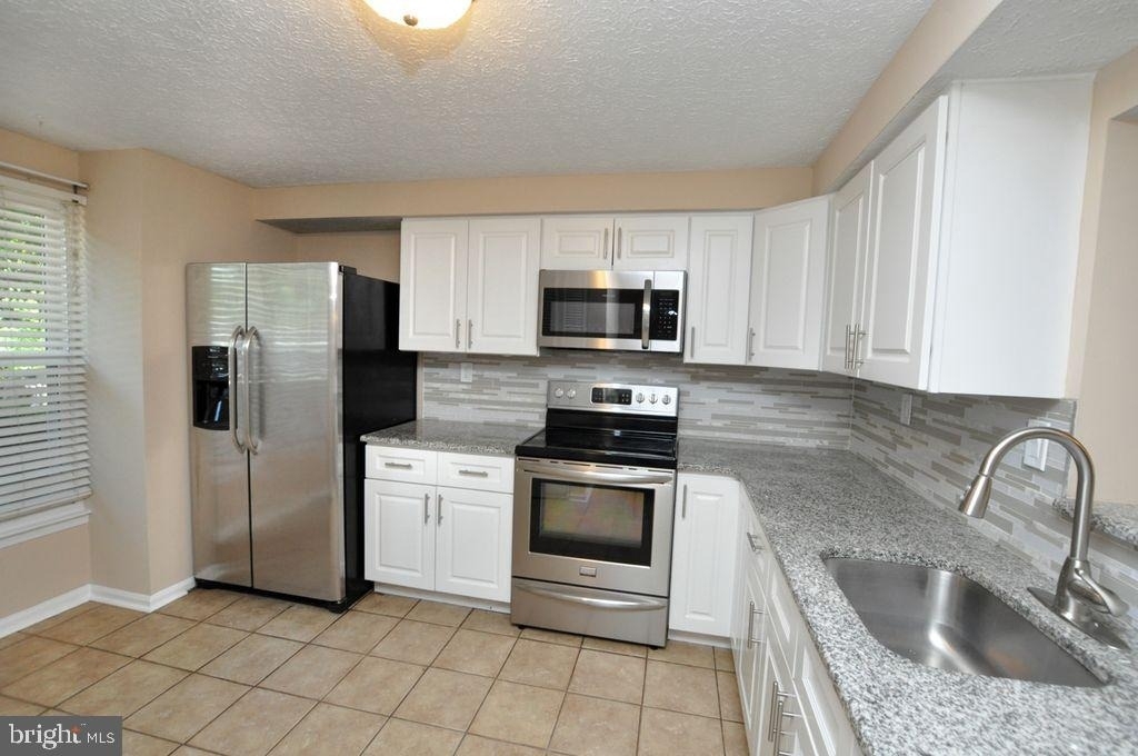 23 Waterview Court - Photo 2