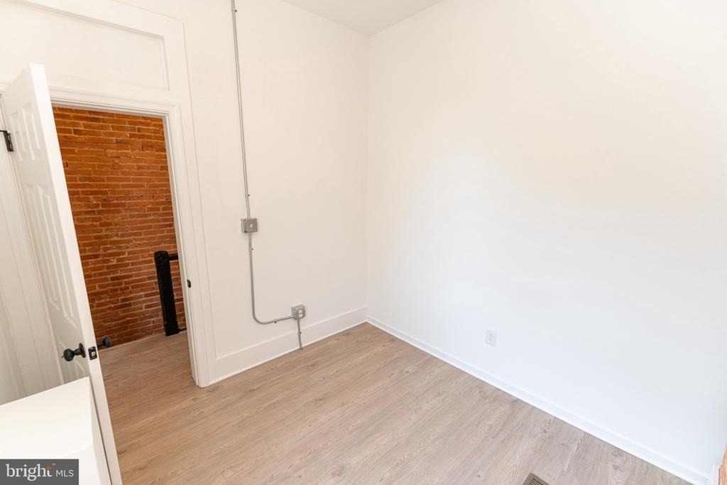 208 S Pennsylvania Avenue - Photo 37