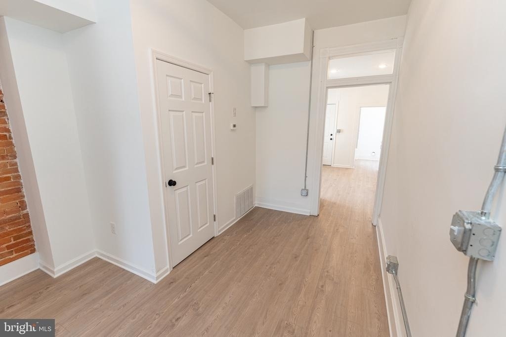 208 S Pennsylvania Avenue - Photo 12