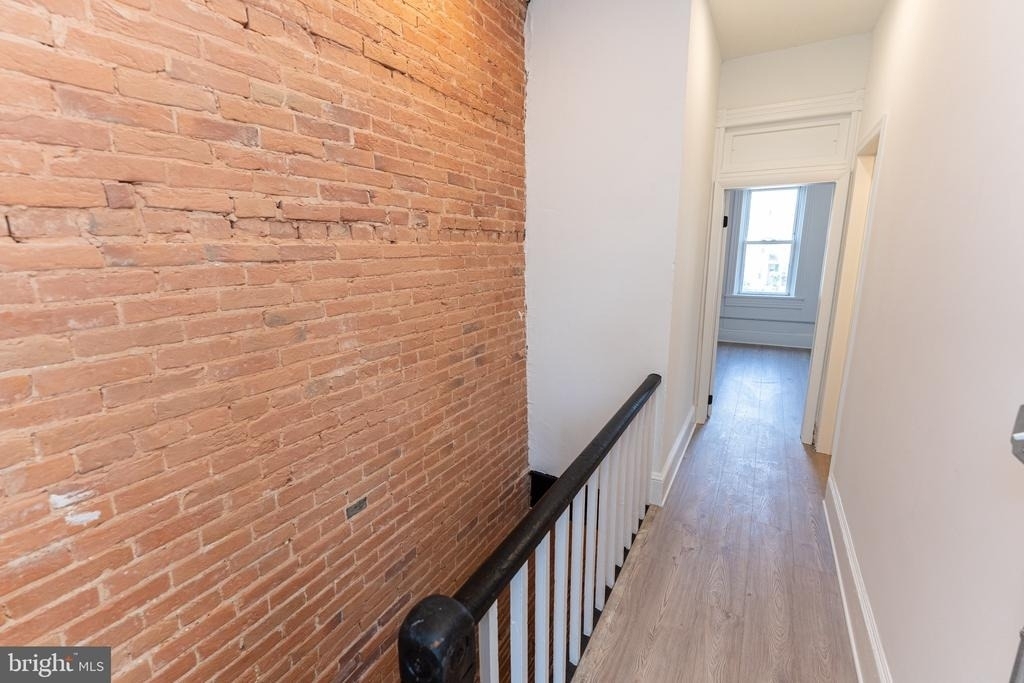 204 S Pennsylvania Avenue - Photo 22
