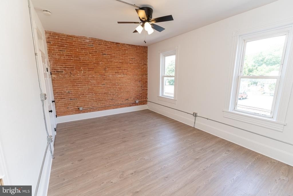 204 S Pennsylvania Avenue - Photo 28