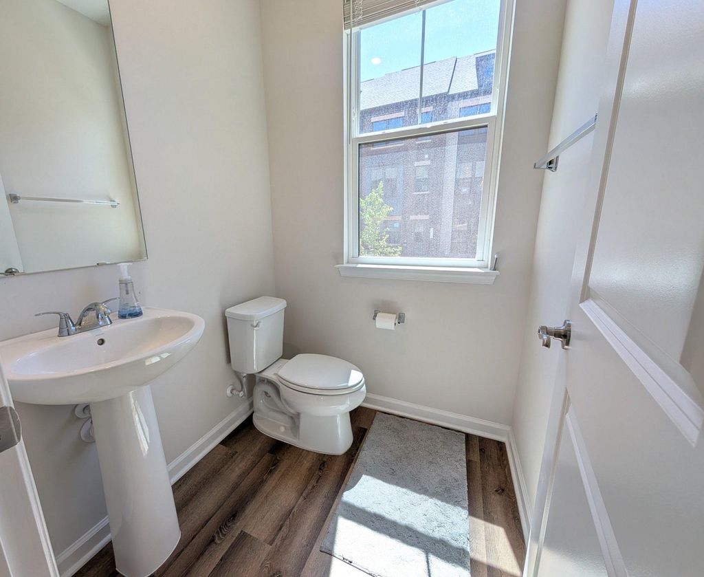 3413 Whippitt Way - Photo 7
