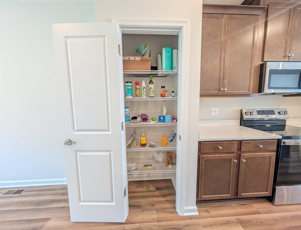 3413 Whippitt Way - Photo 6