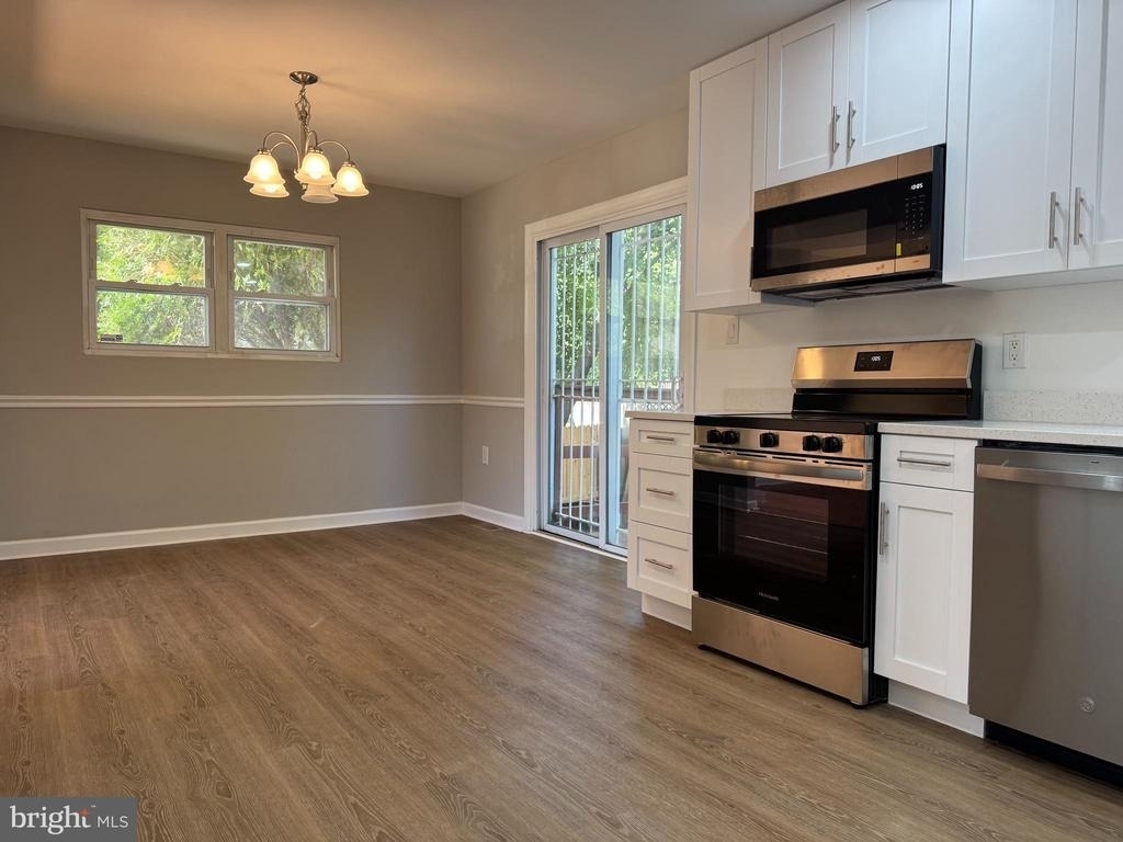 900 Nadine Court - Photo 3