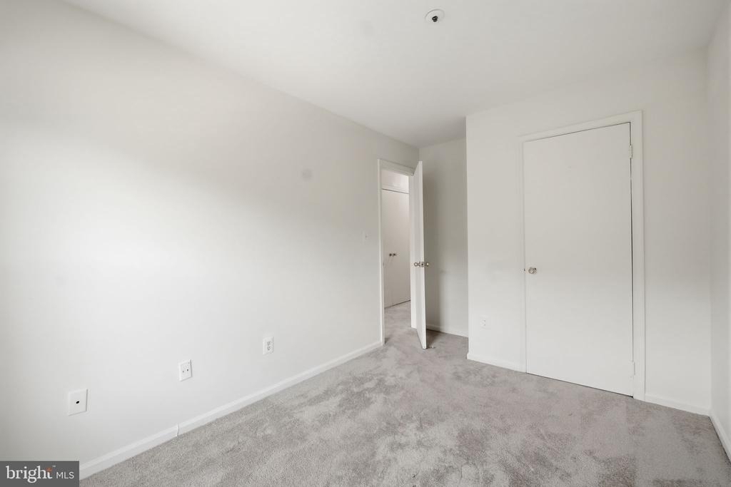 14247 Oxford Drive - Photo 24