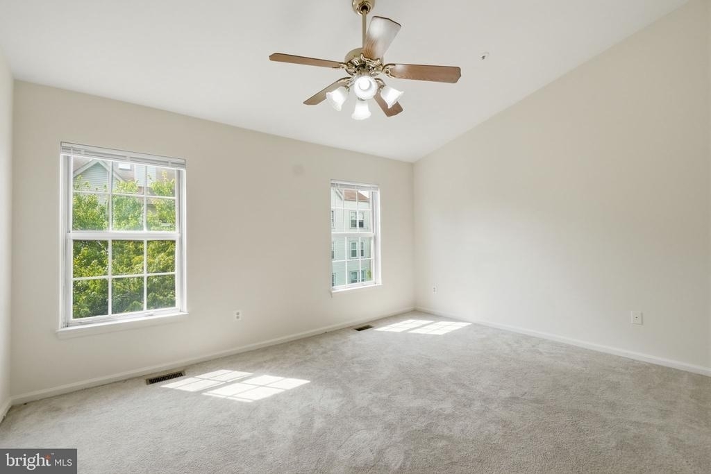 14247 Oxford Drive - Photo 17