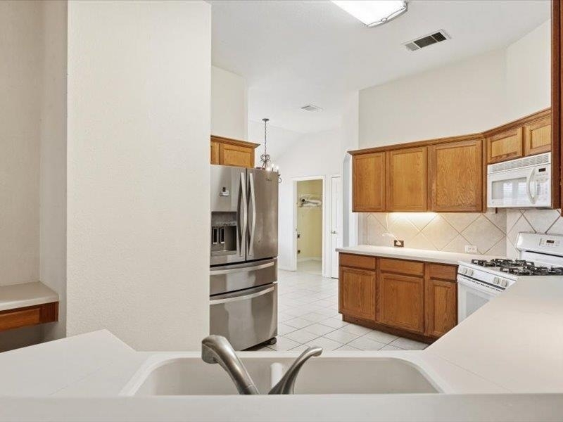 1500 Ashberry Trl - Photo 10