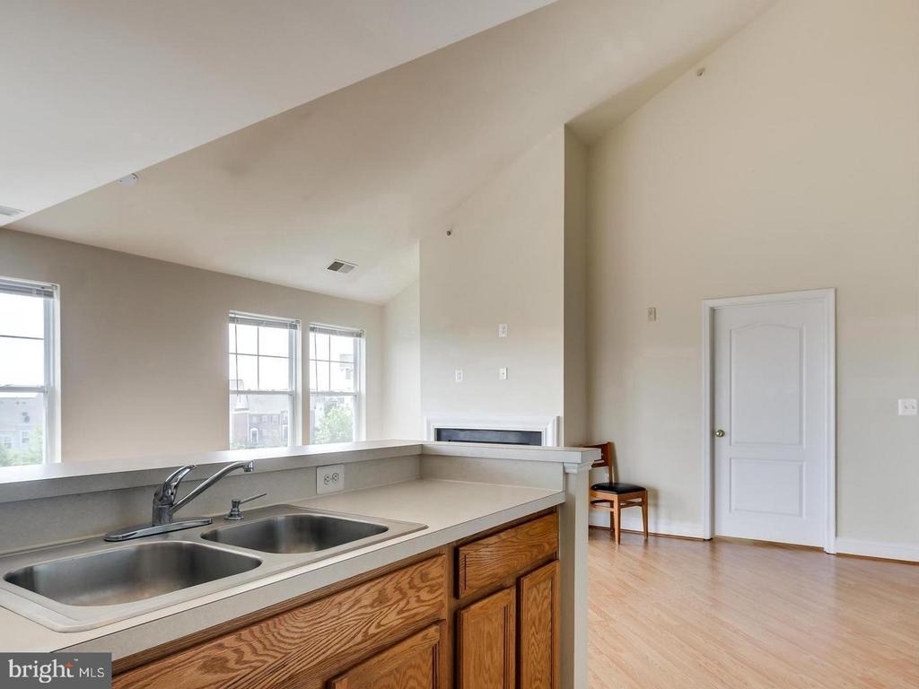 12828 Clarksburg Square Road - Photo 3