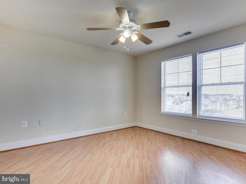 12828 Clarksburg Square Road - Photo 5