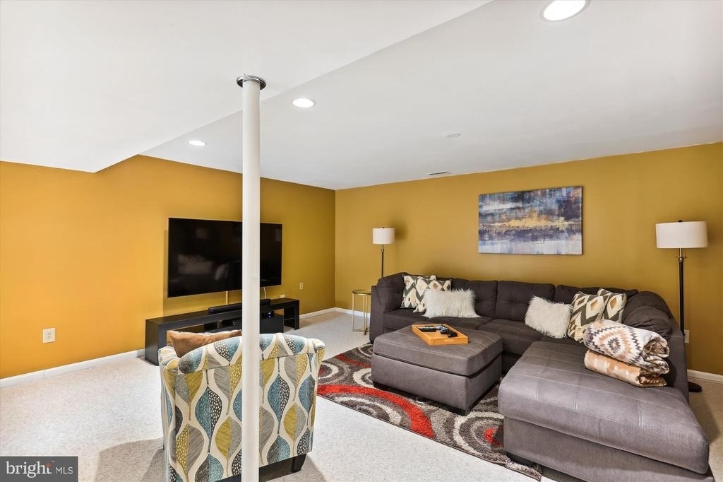 15237 Jones Lane - Photo 9
