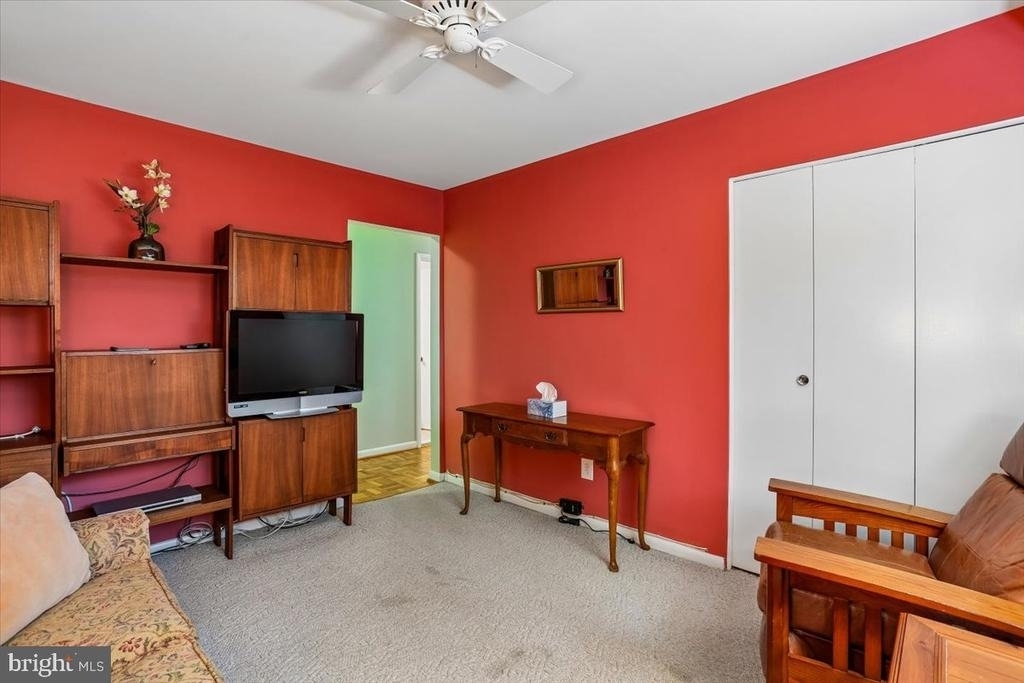 10513 Weymouth Street - Photo 16
