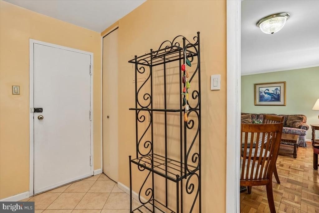 10513 Weymouth Street - Photo 8