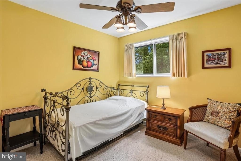 10513 Weymouth Street - Photo 13