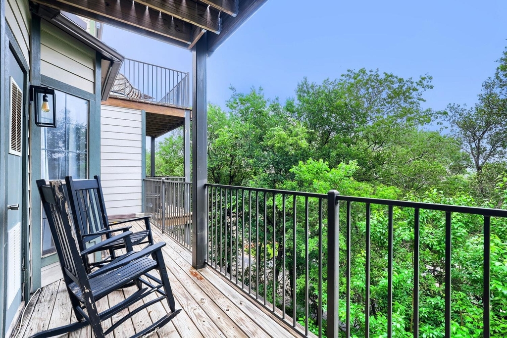 1741 Spyglass Dr - Photo 2
