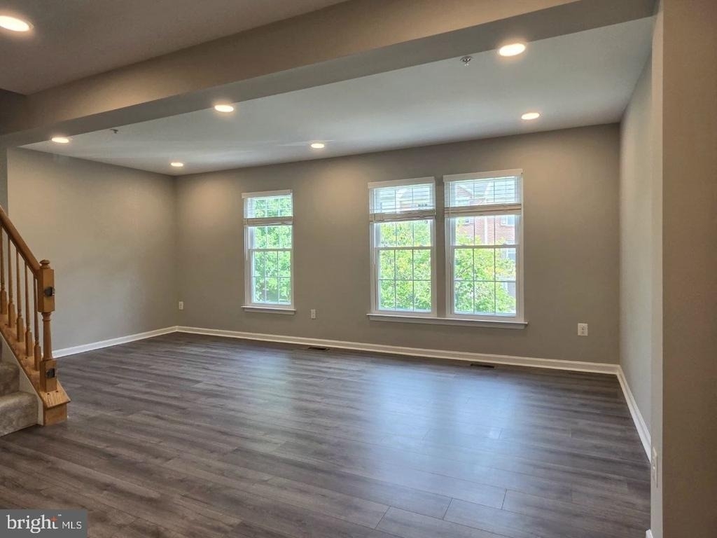 4613 Ripley Manor Terrace - Photo 4