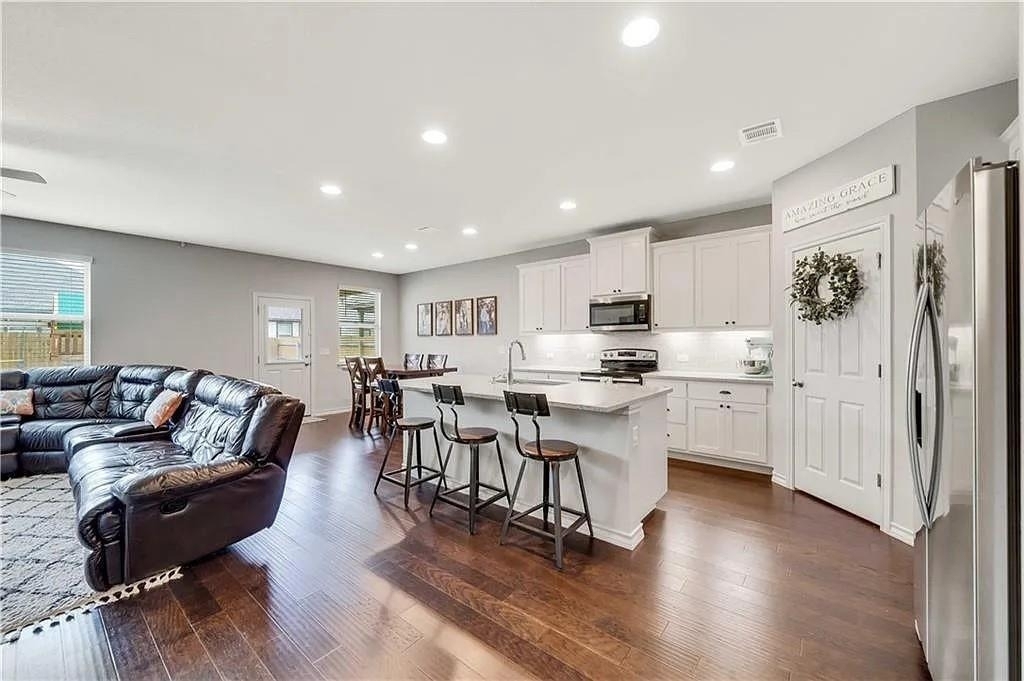112 Magna Ln - Photo 5