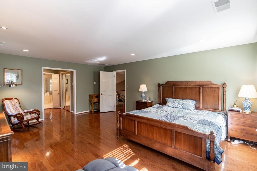 10117 Meyer Point Terrace - Photo 17