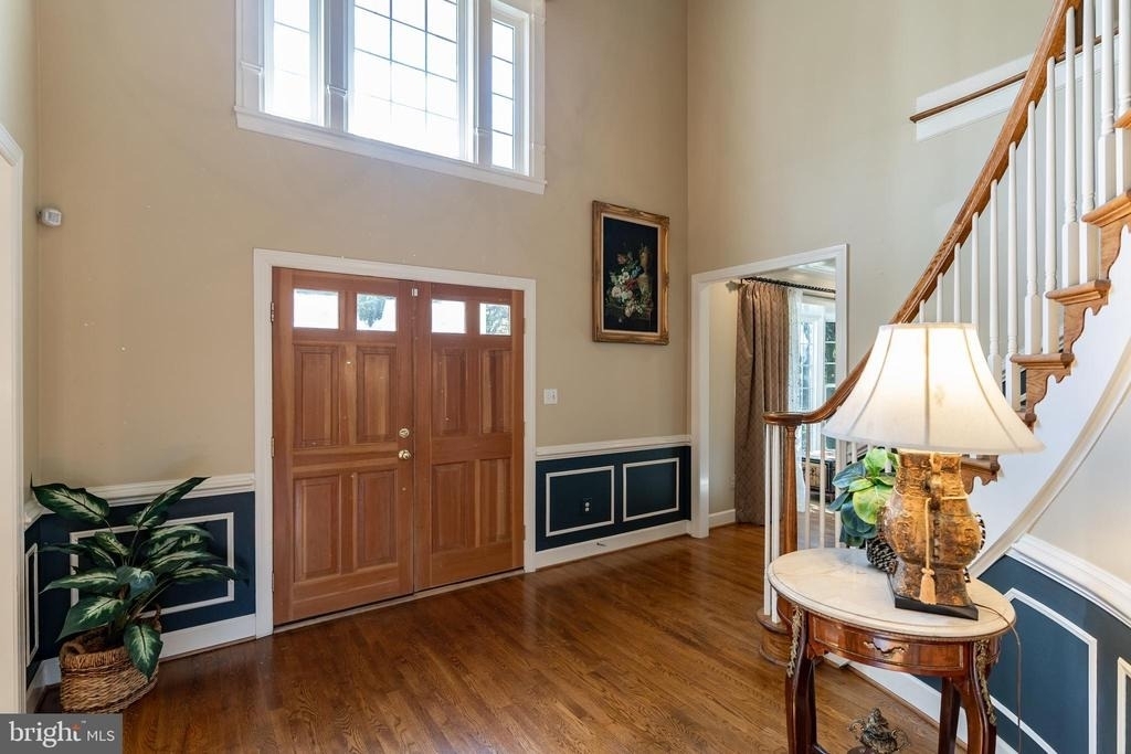 10117 Meyer Point Terrace - Photo 2