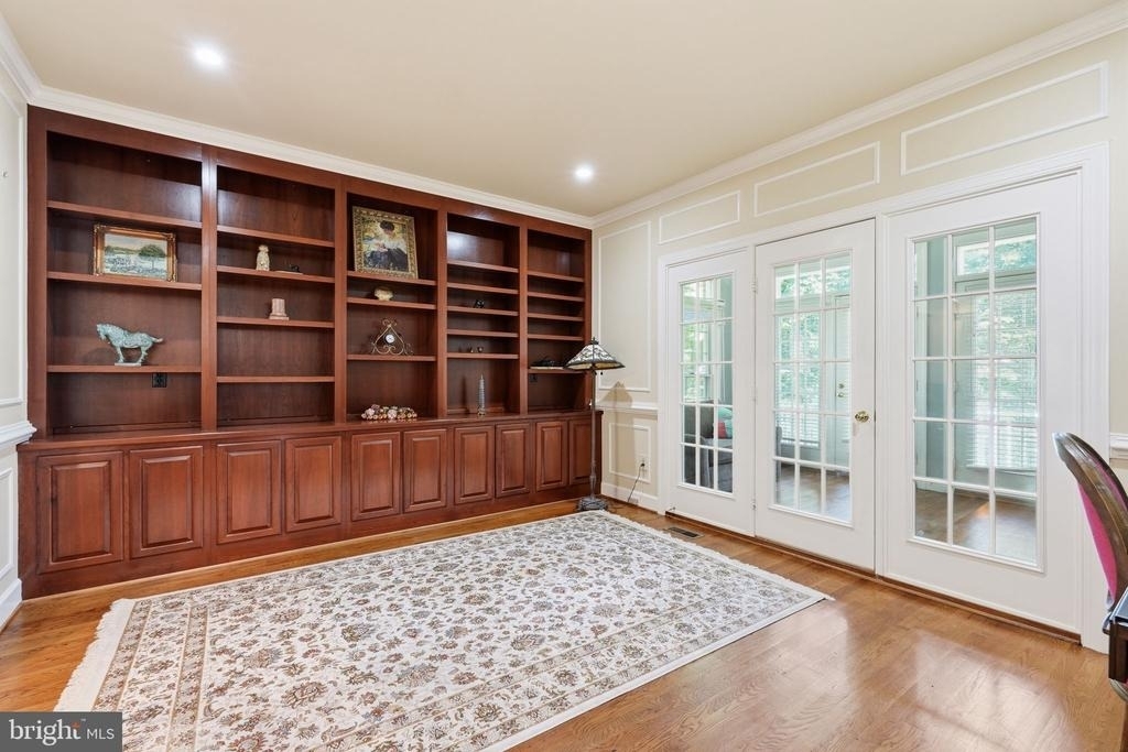 10117 Meyer Point Terrace - Photo 5