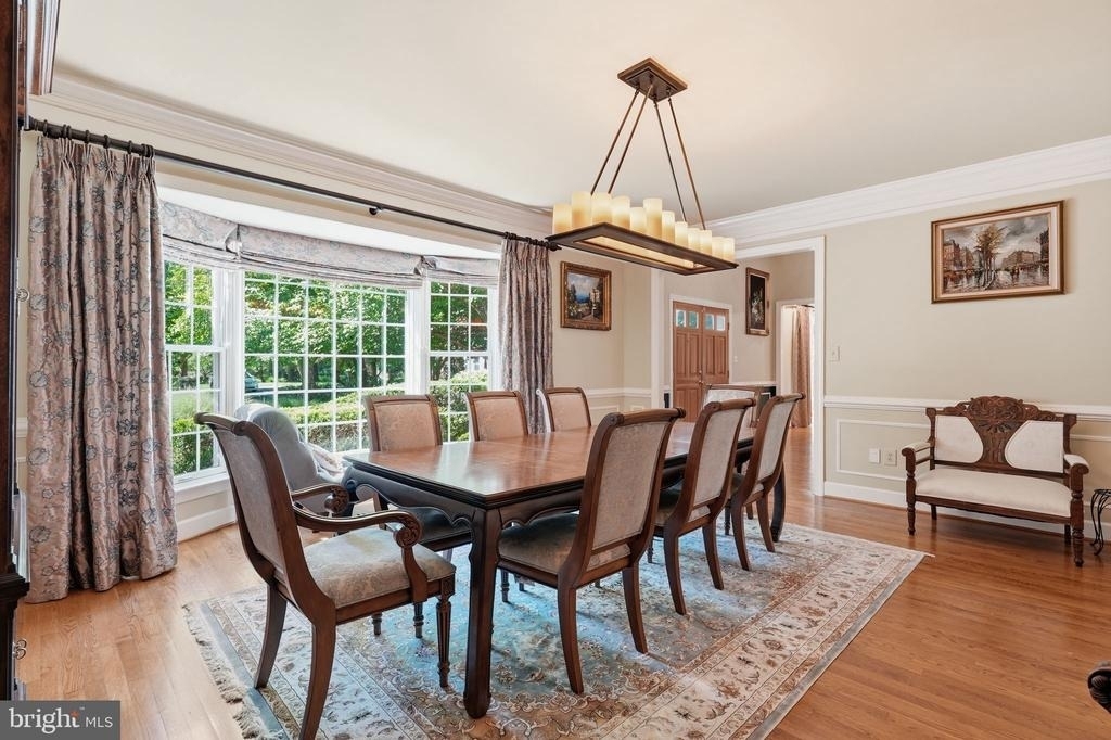 10117 Meyer Point Terrace - Photo 2