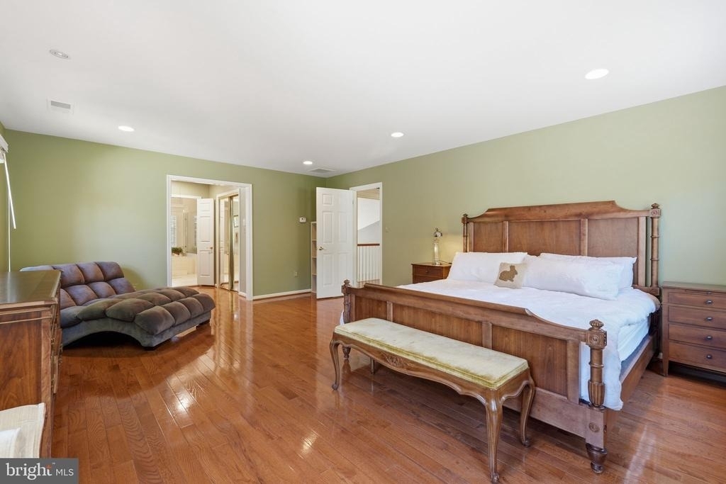 10117 Meyer Point Terrace - Photo 18