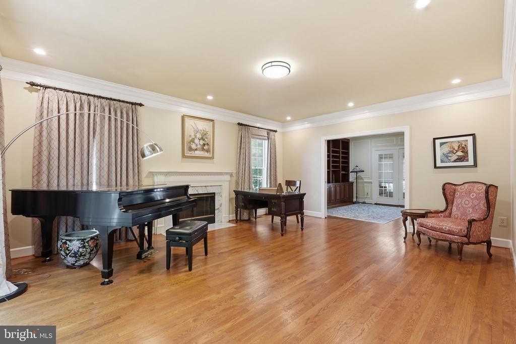 10117 Meyer Point Terrace - Photo 3
