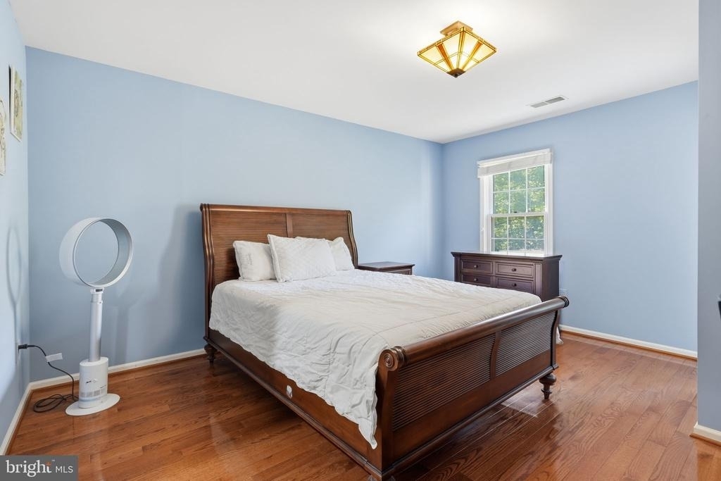 10117 Meyer Point Terrace - Photo 25