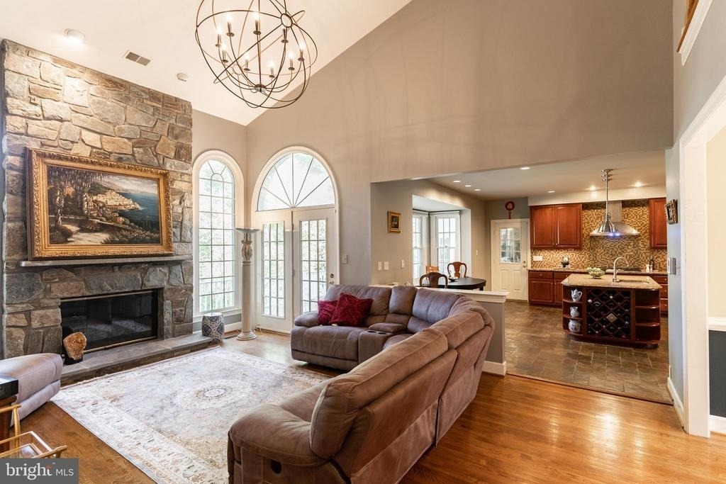 10117 Meyer Point Terrace - Photo 6