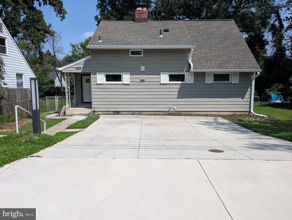 5812 Wainwright Avenue - Photo 4