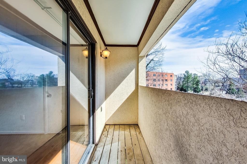 8923 Battery Place - Photo 11