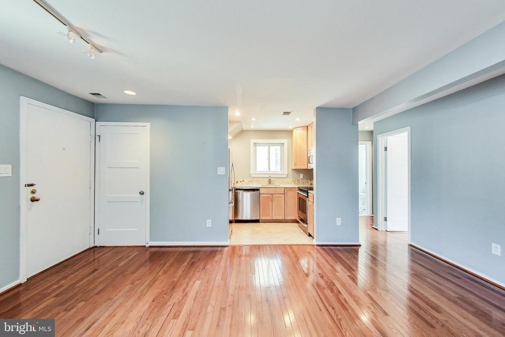 8923 Battery Place - Photo 2