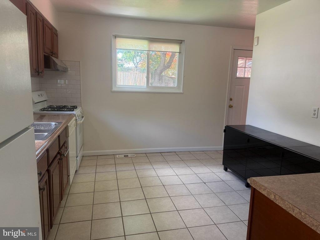 10903 Stillwater Avenue - Photo 6