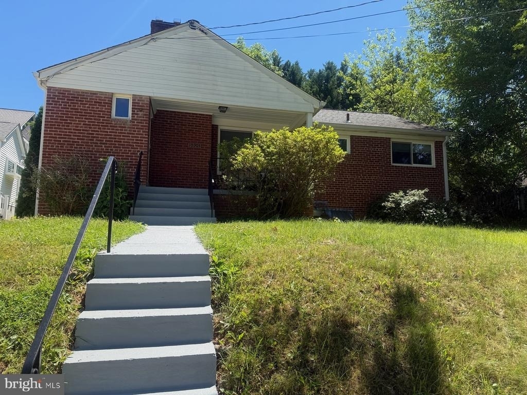 10903 Stillwater Avenue - Photo 0