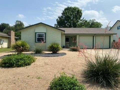 411 Buckboard Blvd - Photo 1