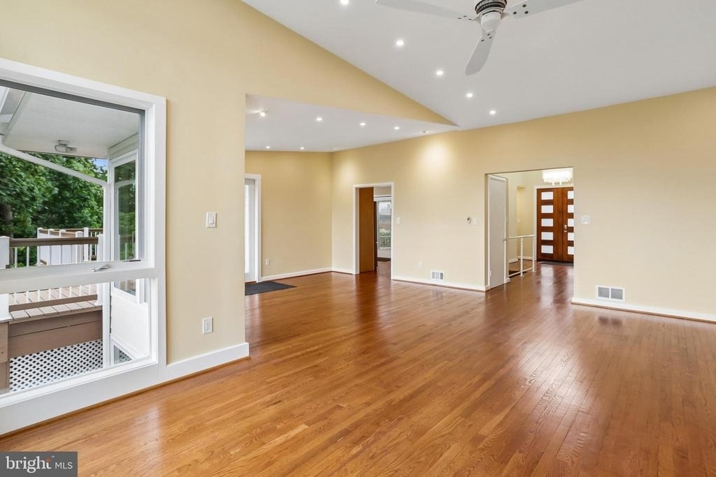 3301 Shirley Ln - Photo 16
