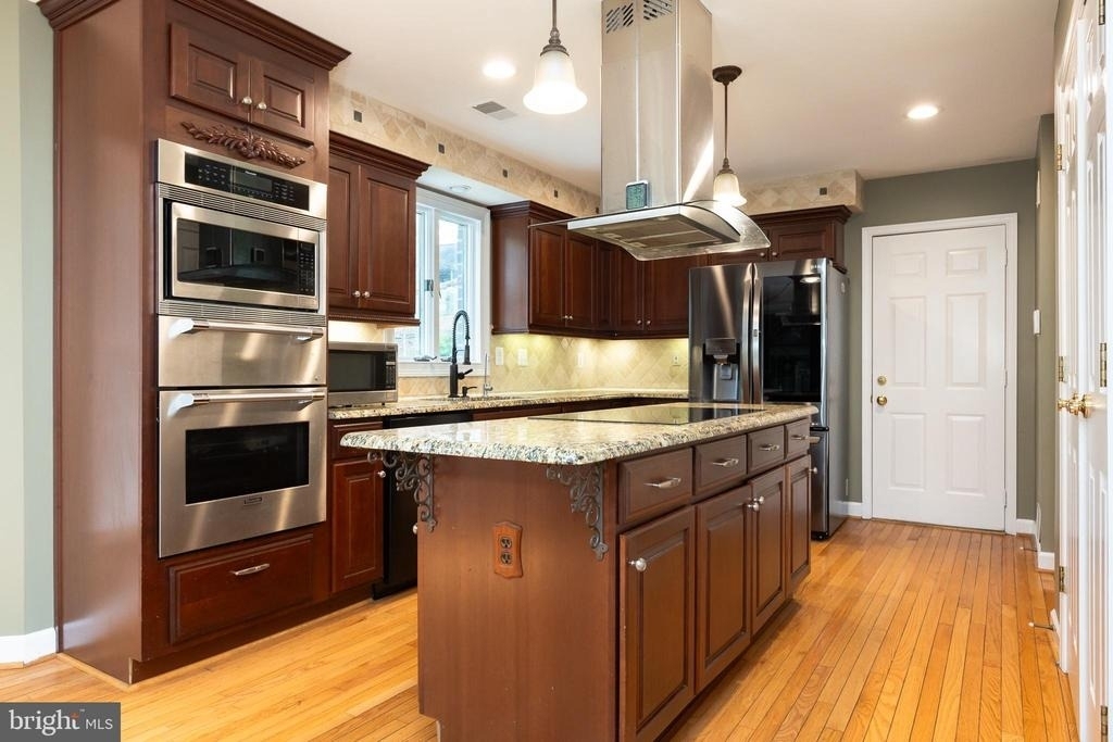 13576 Highland Road - Photo 42