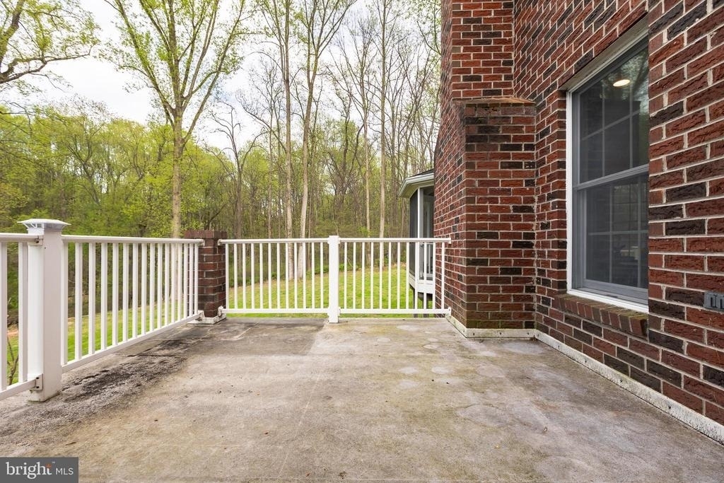 13576 Highland Road - Photo 26