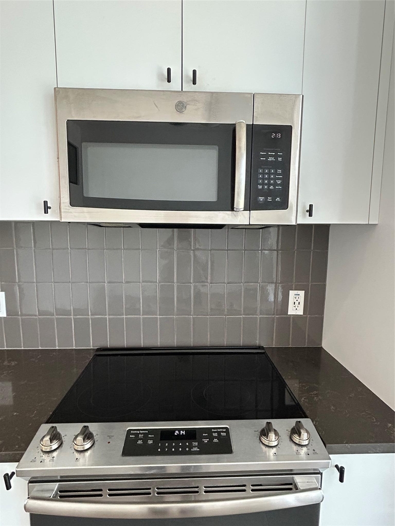 800 Embassy Dr - Photo 1