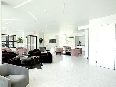800 Embassy Dr - Photo 20