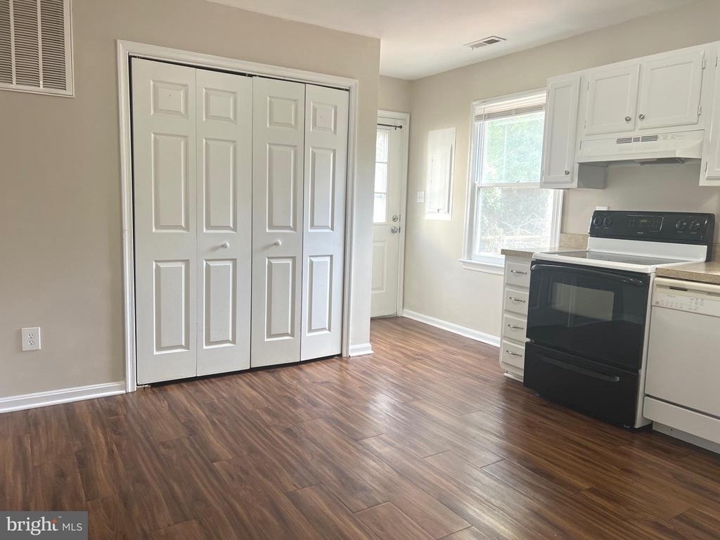 12904 Huron Drive - Photo 15