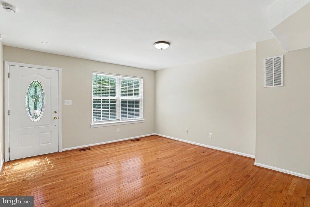 32 Tameron Place - Photo 3