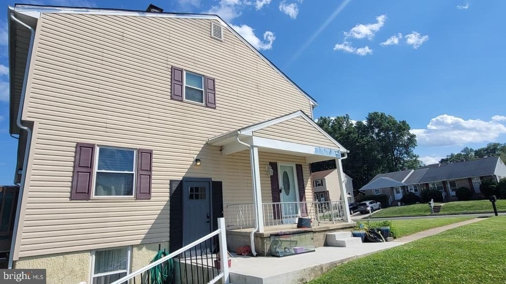 4236 Slater Avenue - Photo 1