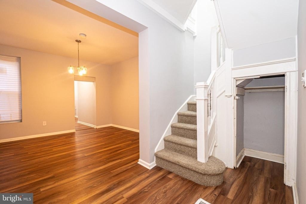 2732 Riggs Avenue - Photo 11