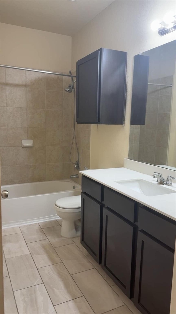 13004 Tinker St - Photo 2