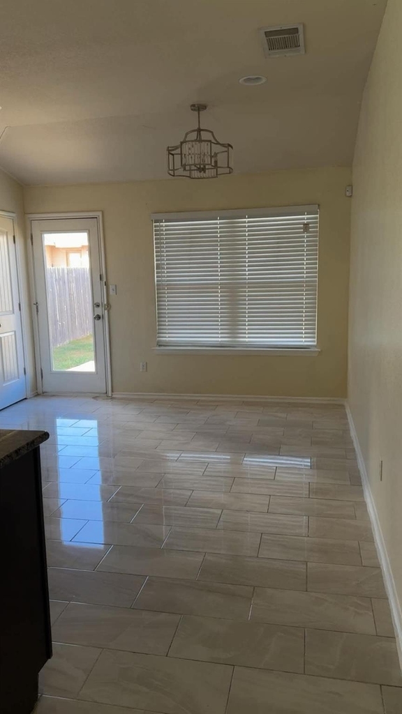 13004 Tinker St - Photo 5