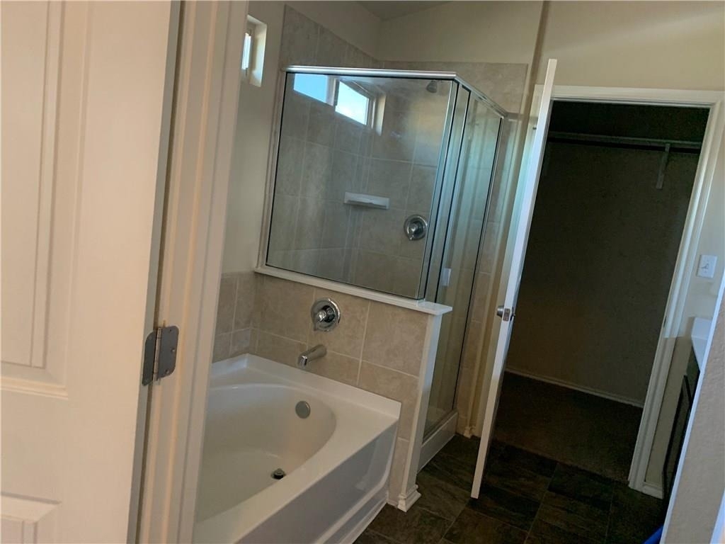 13004 Tinker St - Photo 3