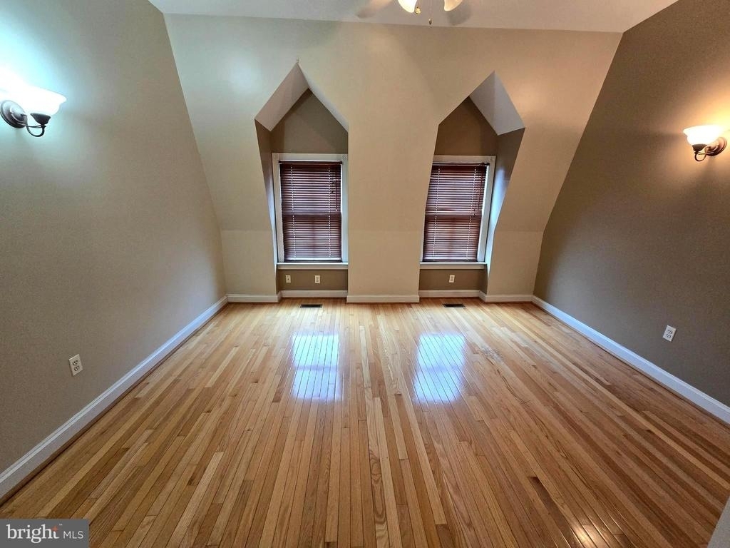 704 S Bond Street - Photo 10