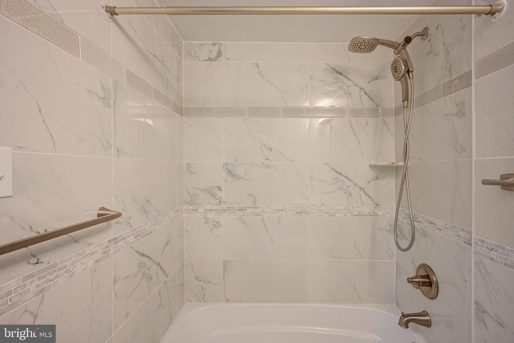 7827 Crystal Brook Way - Photo 36